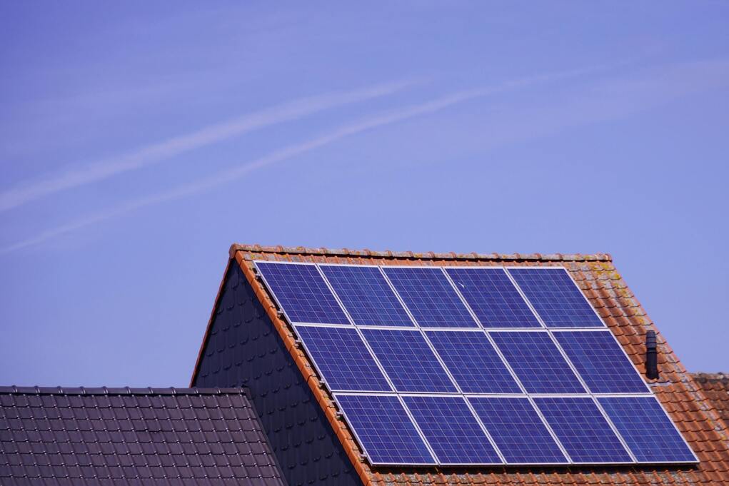 Why a Roof Inspection Is Essential Before Installing Solar Panels